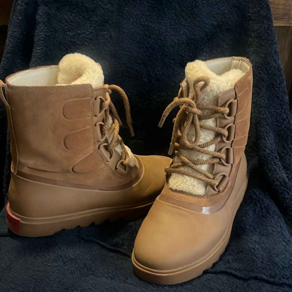 Sorel size 10  women’s winter boots